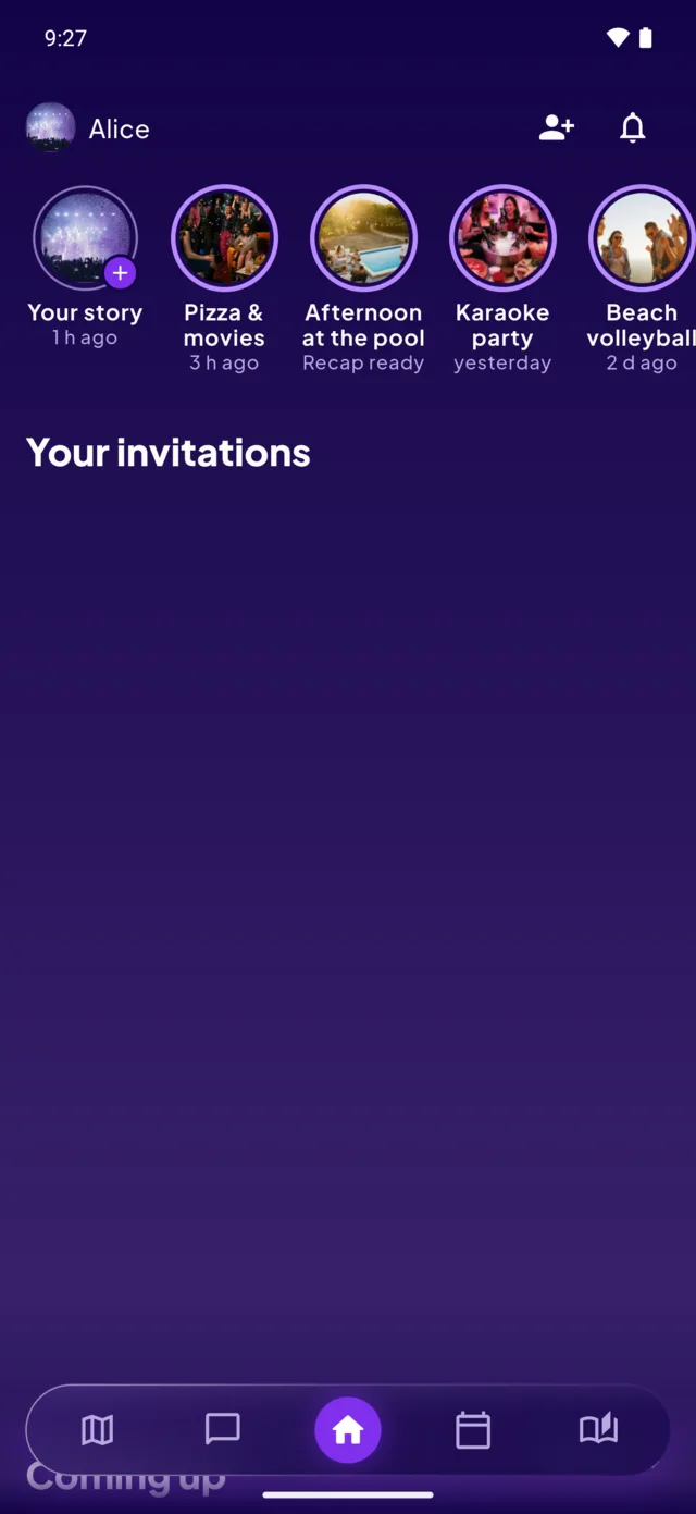 The AmidAmi home screen: friends’ stories at the top, then the stack of invitations with how many events are waiting for your answer, and the navigation bar.